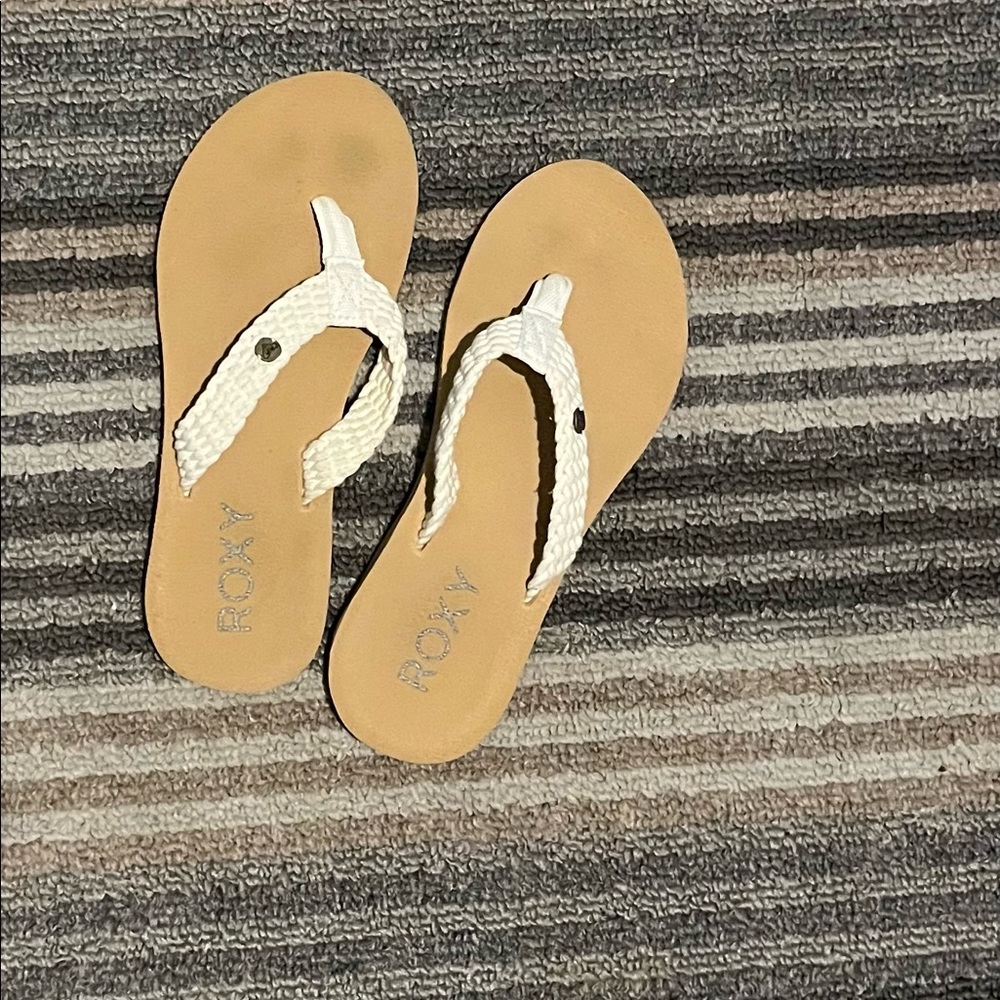 Womens Roxy Sandals - Picture 2 of 3